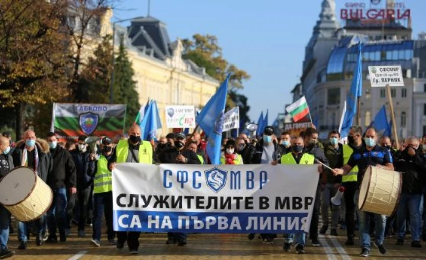 Най-голямата синдикална организация в МВР излиза на протест. Очаква се
