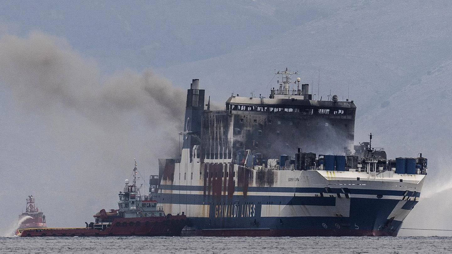 Първа жертва на пожара във ферибот в Йонийско море край