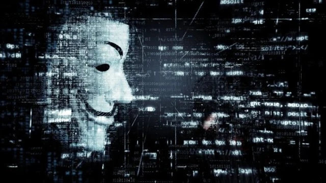 Международната хакерска група Анонимните предупреди жителите на Русия, че до