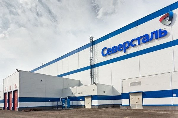 Руската металургична компания Северсталь заяви, че спира доставките си в