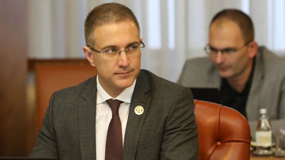Министърът на отбраната на Сърбия Небойша Стефанович заяви, че твърденията