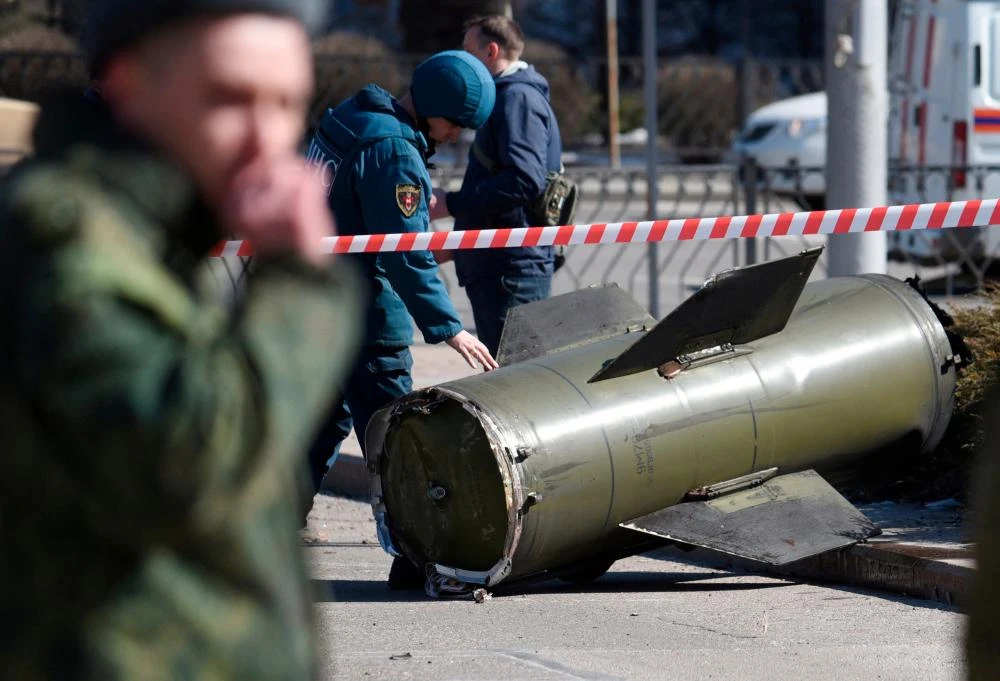 Ракета е била прихваната над град Донецк, съобщиха местните власти