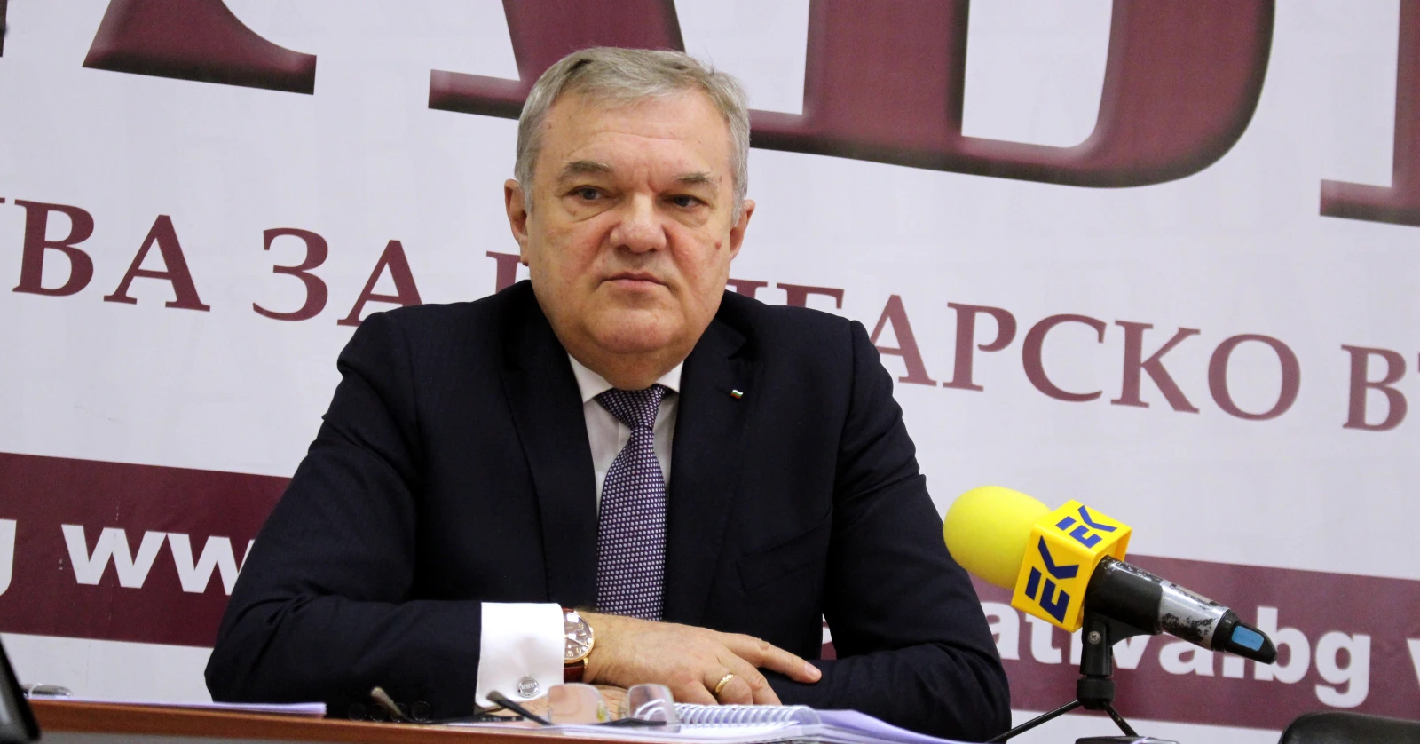 Председателят на ПП АБВ Румен Петков изрази надежда, че някой