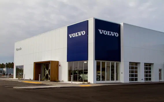 Автомобилните производители „Volvo“ и „Land Rover Jaguar“, според „Комерсант“, са