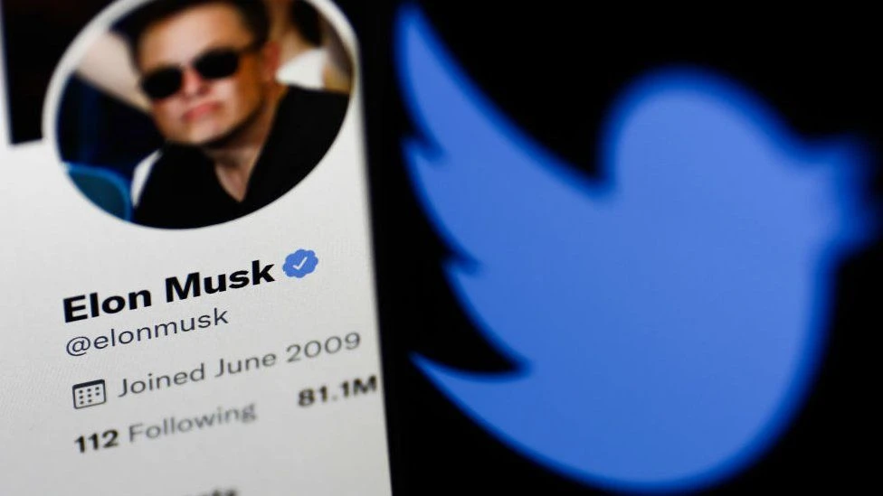 Милиардерът Илон Мъск отправи нови критики към социалната мрежа Twitter.