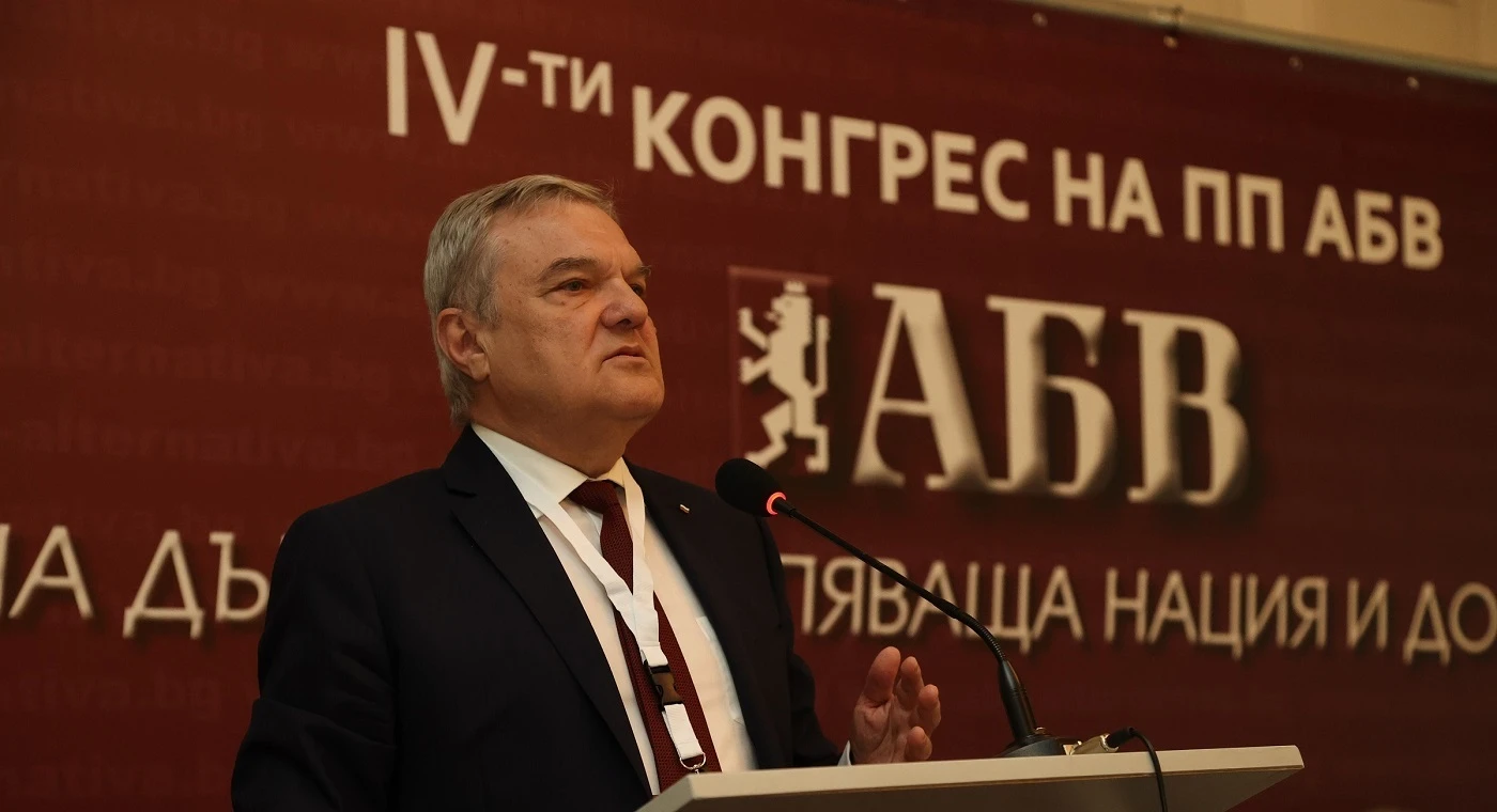 IV-тият Конгрес на ПП АБВ преизбра Румен Петков като председател