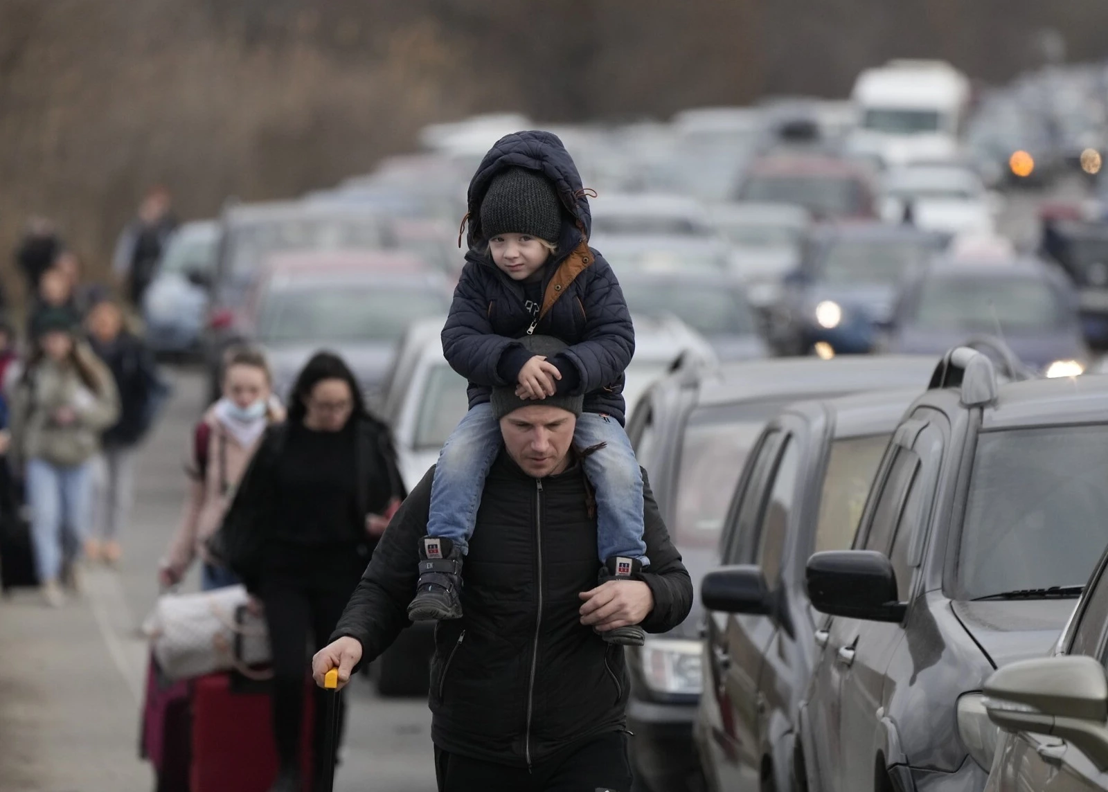 Транспортирането на украински бежанци от Черноморието към вътрешността на страната