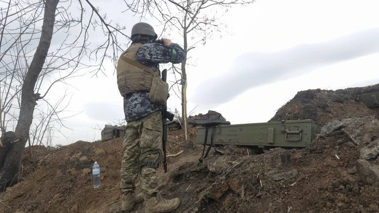 Боевете продължават в Северодонецк в Източна Украйна, където ситуацията е