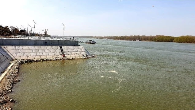 Русенци сигнализираха за системно замърсяване на река Дунав. От един