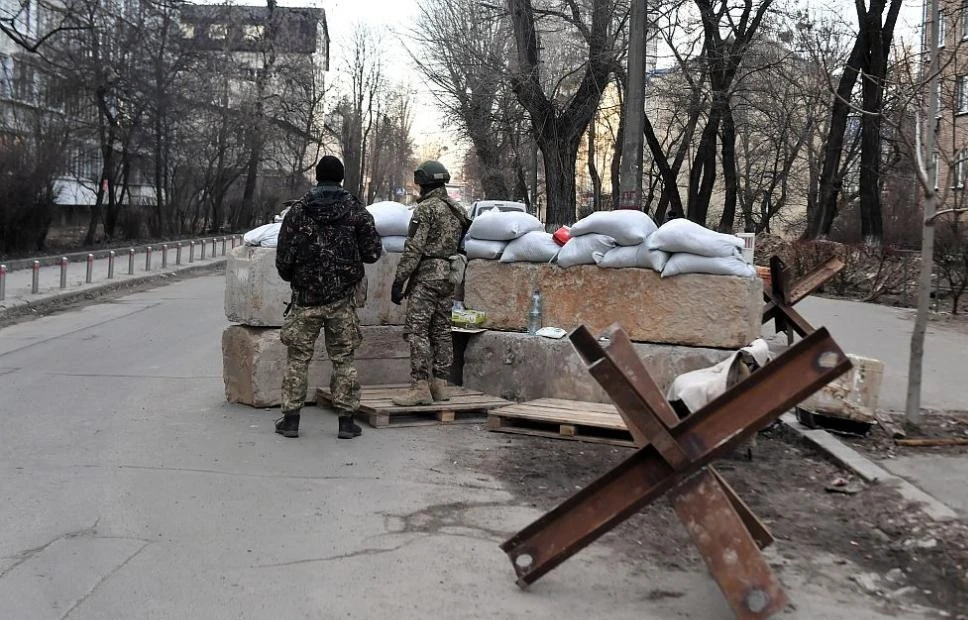 Четири експлозии се чуха в Киев рано сутринта, жилищен комплекс