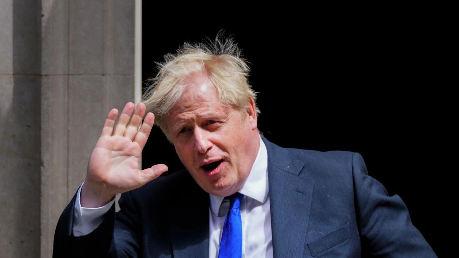 Британският премиер Борис Джонсън обяви, че подава оставка.През последните дни