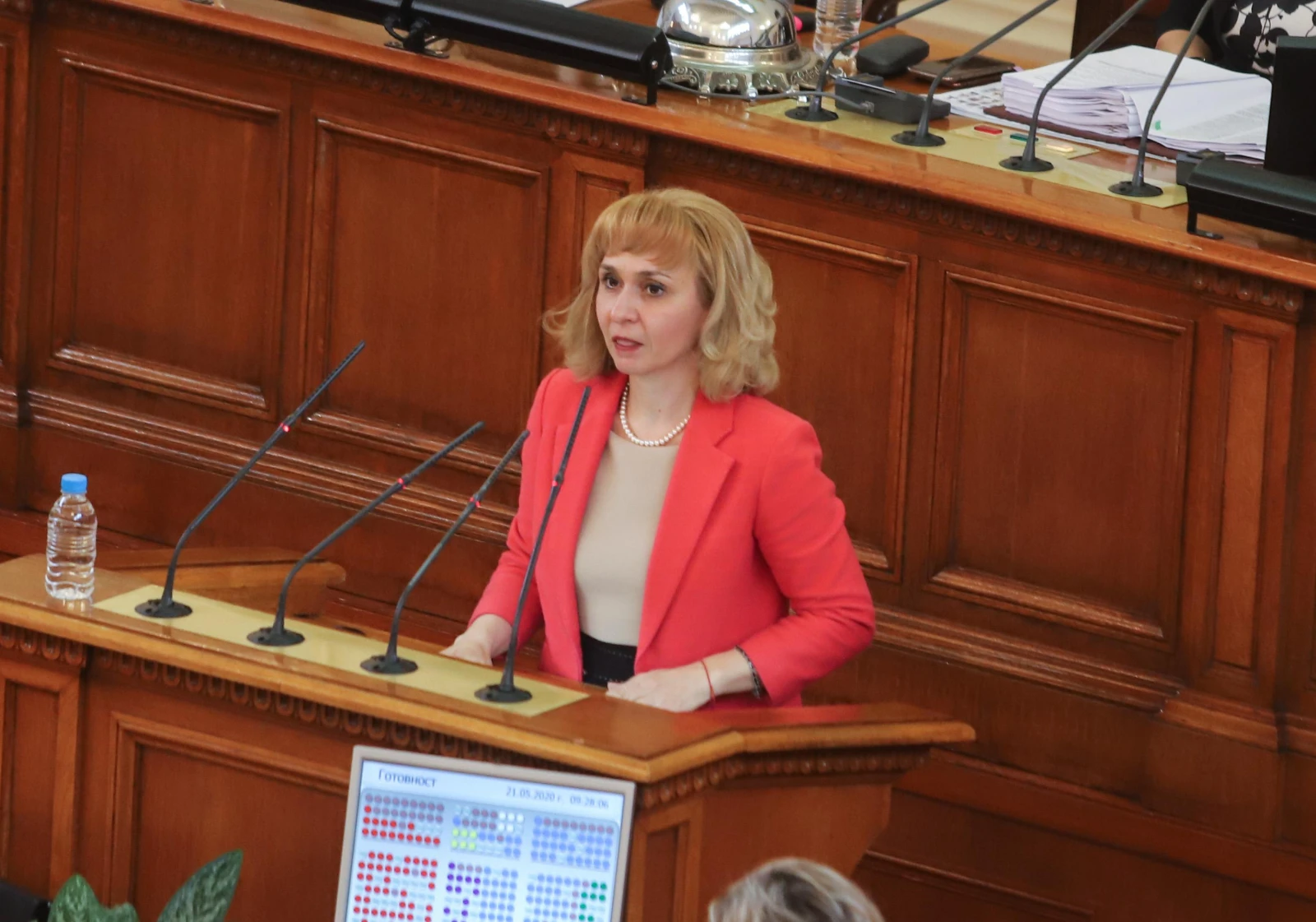 СНИМКА: БУЛФОТООмбудсманът Диана Ковачева се застъпи пред здравния министър в