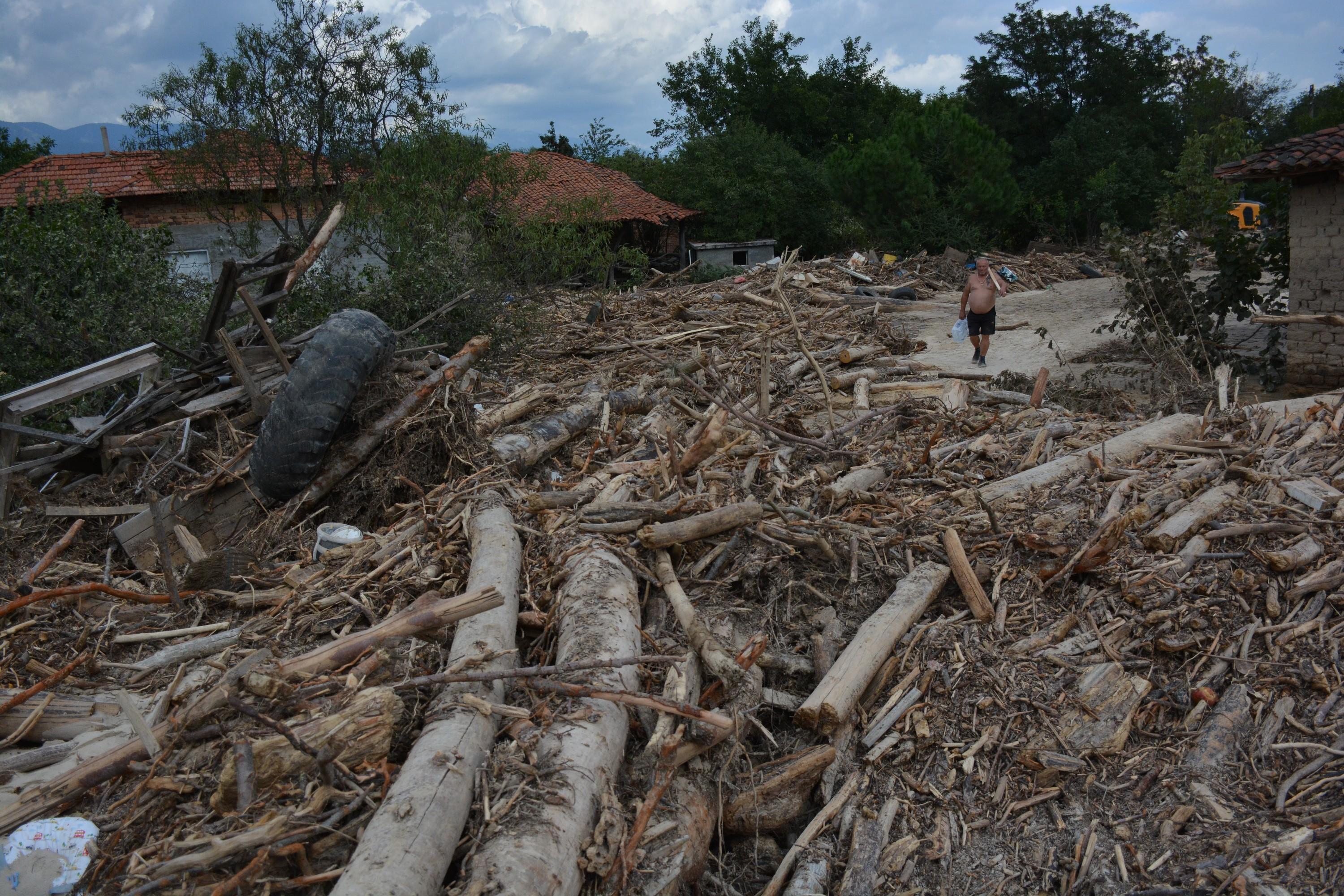Възрастна жена сложи край на живота си в пловдивското село