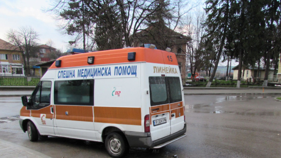 СНИМКА: БГНЕСМъж почина пред Спешна помощ в Самоков, съобщи NOVA.На