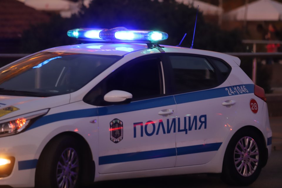 Полицай от 8 РУ е бил арестуван, след като предизвикал