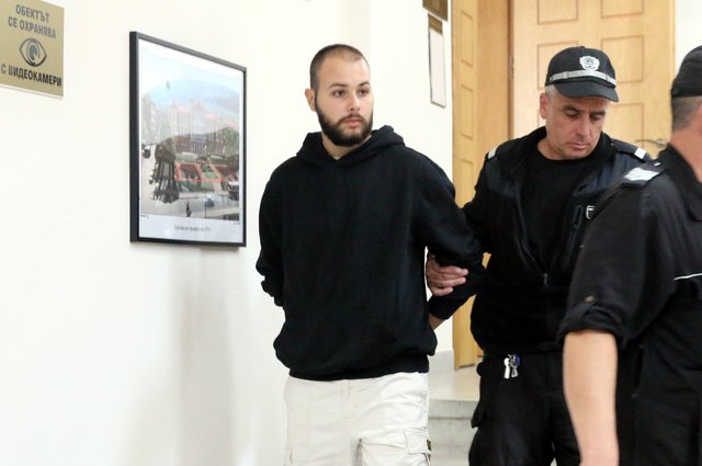 18-годишният Жечко Кюркчиев, обвинен за катастрофата в Шумен, при която