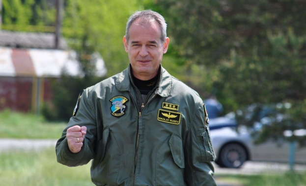 Ген. Николай Русев от военно-въздушните сили заяви, че България може