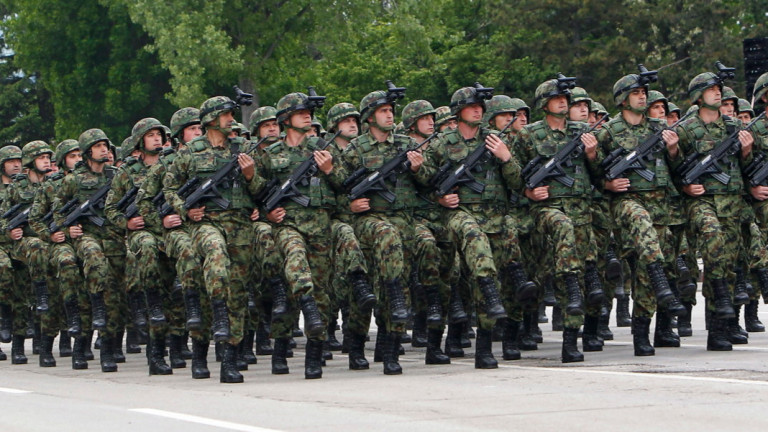 Въоръжените сили на Сърбия са поставени в най-висока степен на