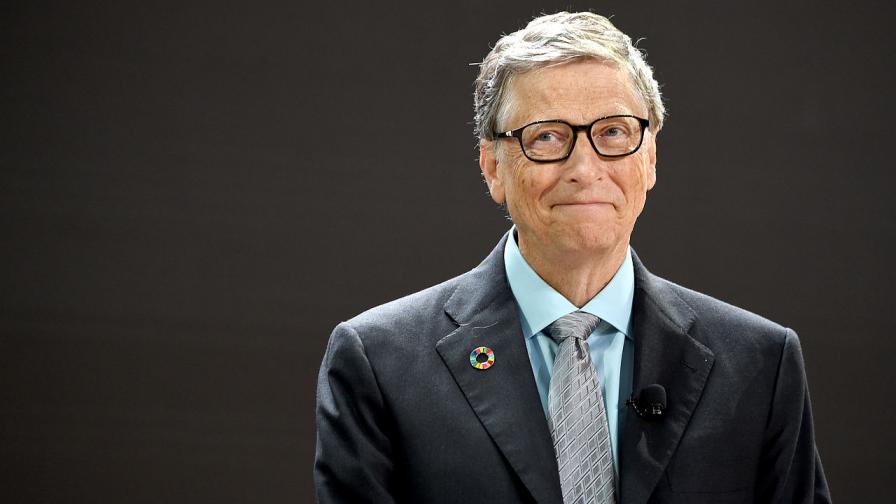 Милиардерът Бил Гейтс заяви, че по-скоро би платил за ваксини,