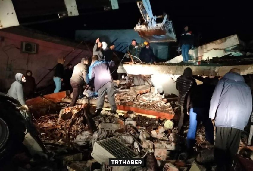 България изпраща два самолета Спартан и спасителни екипи в помощ