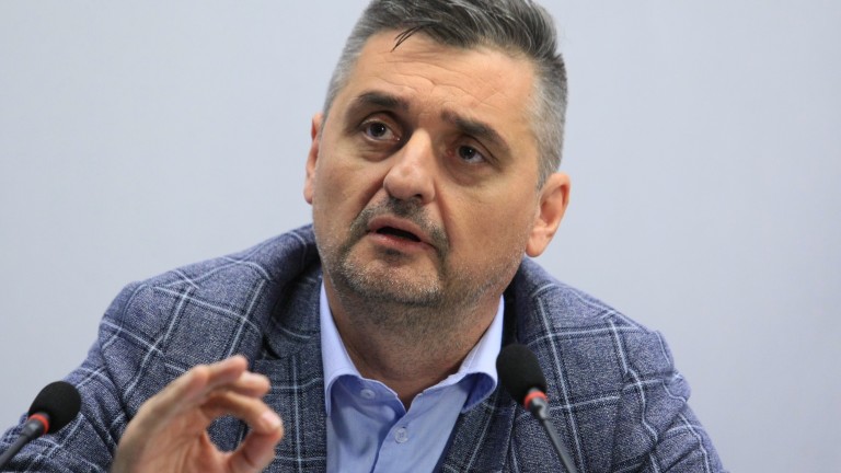 Кирил Добрев, който е член на НС на БСП не