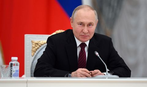 Владимир Путин определя войната в Украйна като вододел, когато Русия