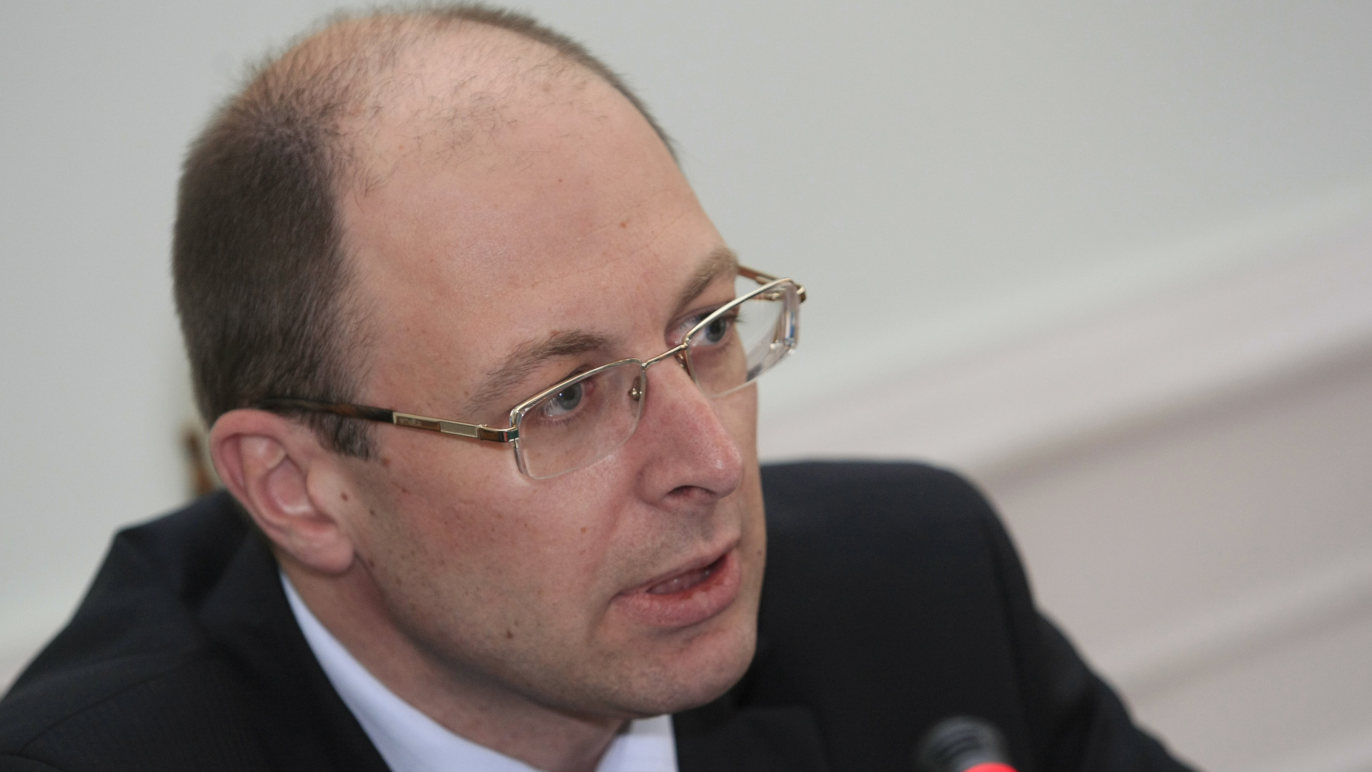 Бившият зам.-министър на отбраната Йордан Божилов, заяви че казусът със