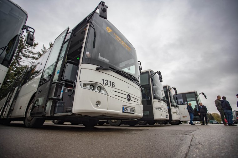 6 допълнителни автобуса от най-висок екологичен клас ще бъдат пуснати