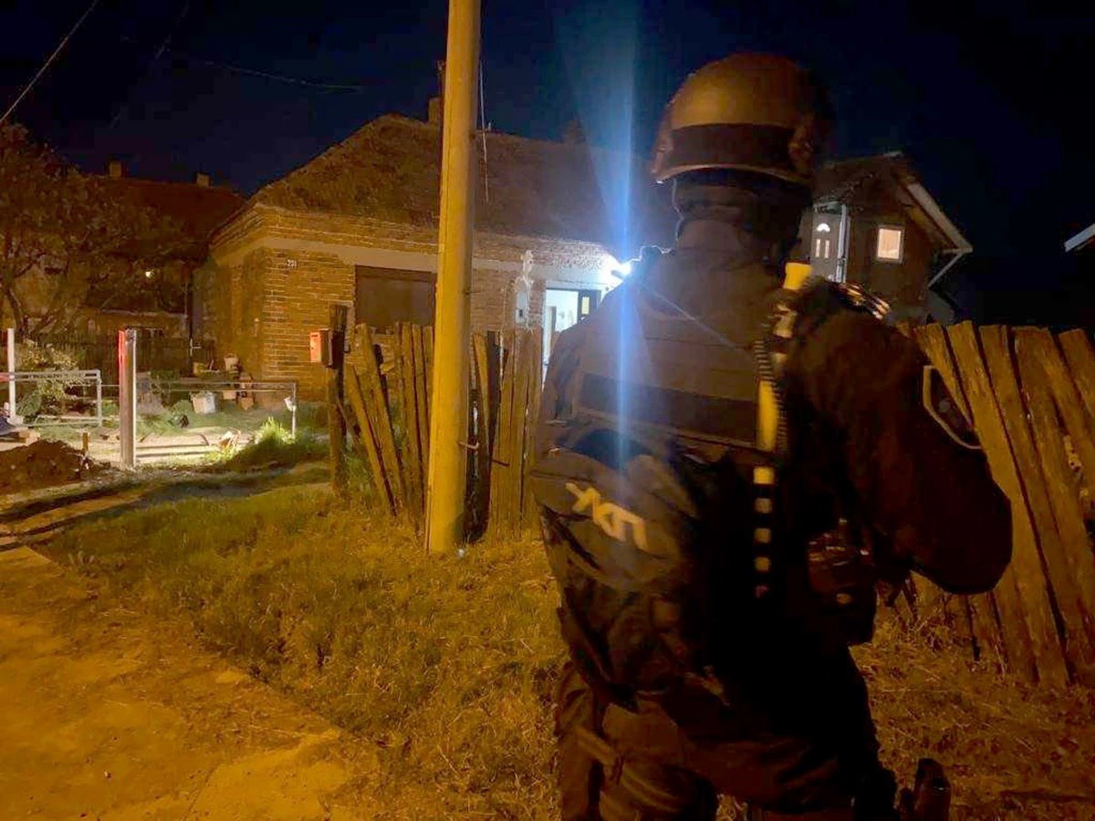 Жителите на сръбската община, където млад мъж откри стрелба и