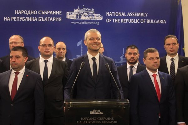 Правителство на ГЕРБ и „Продължаваме промяната – Демократична БЪлгария” е