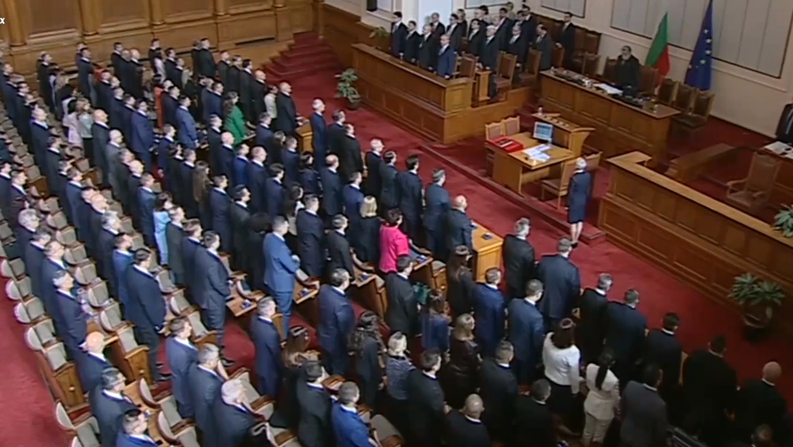 Парламентът продължава дебата по първото четене на Законопроекта за изменение