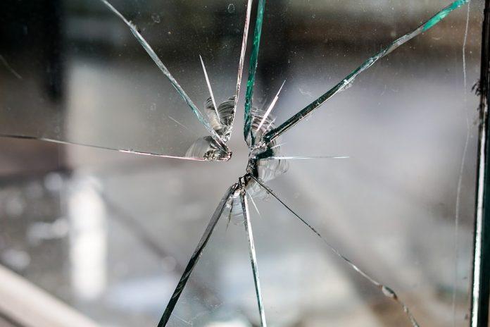 Стрелба по прозорците на жилищен блок в столичния квартал „Света
