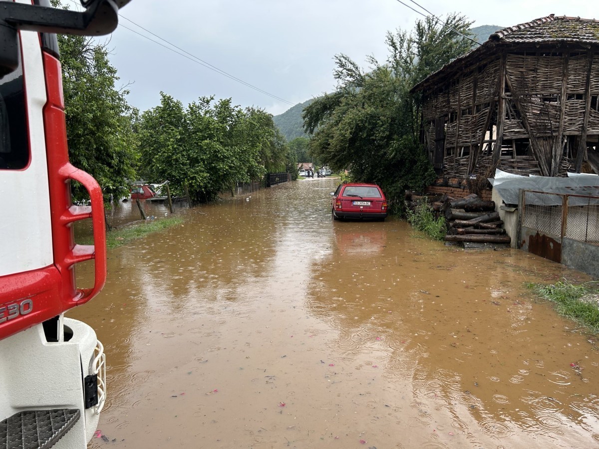 След наводненията в Северозападна България започна преглед на щетите. В