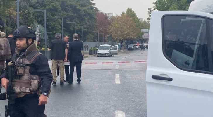 Терорист-самоубиец се взриви в центъра на Анкара, близо до сградата