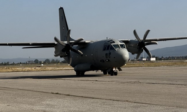 Български военен самолет Спартан със спасителна акция до Армения, съобщи