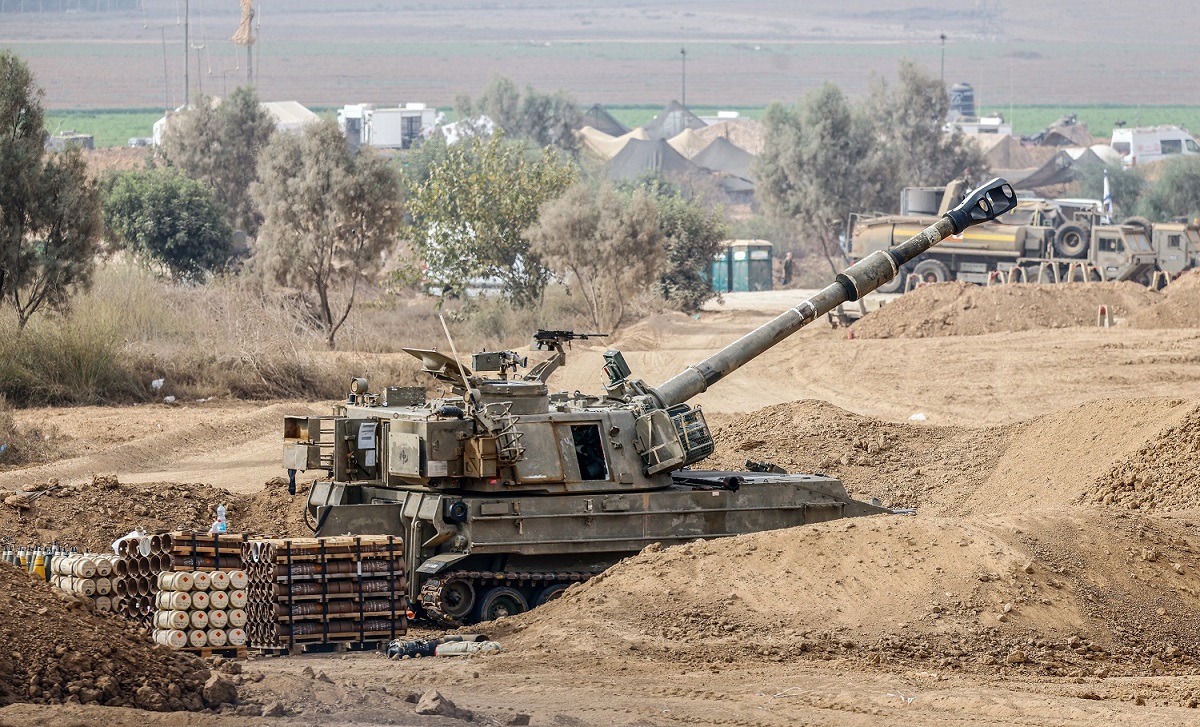 Израелската армия обяви, че е приключила с обкръжаването на град