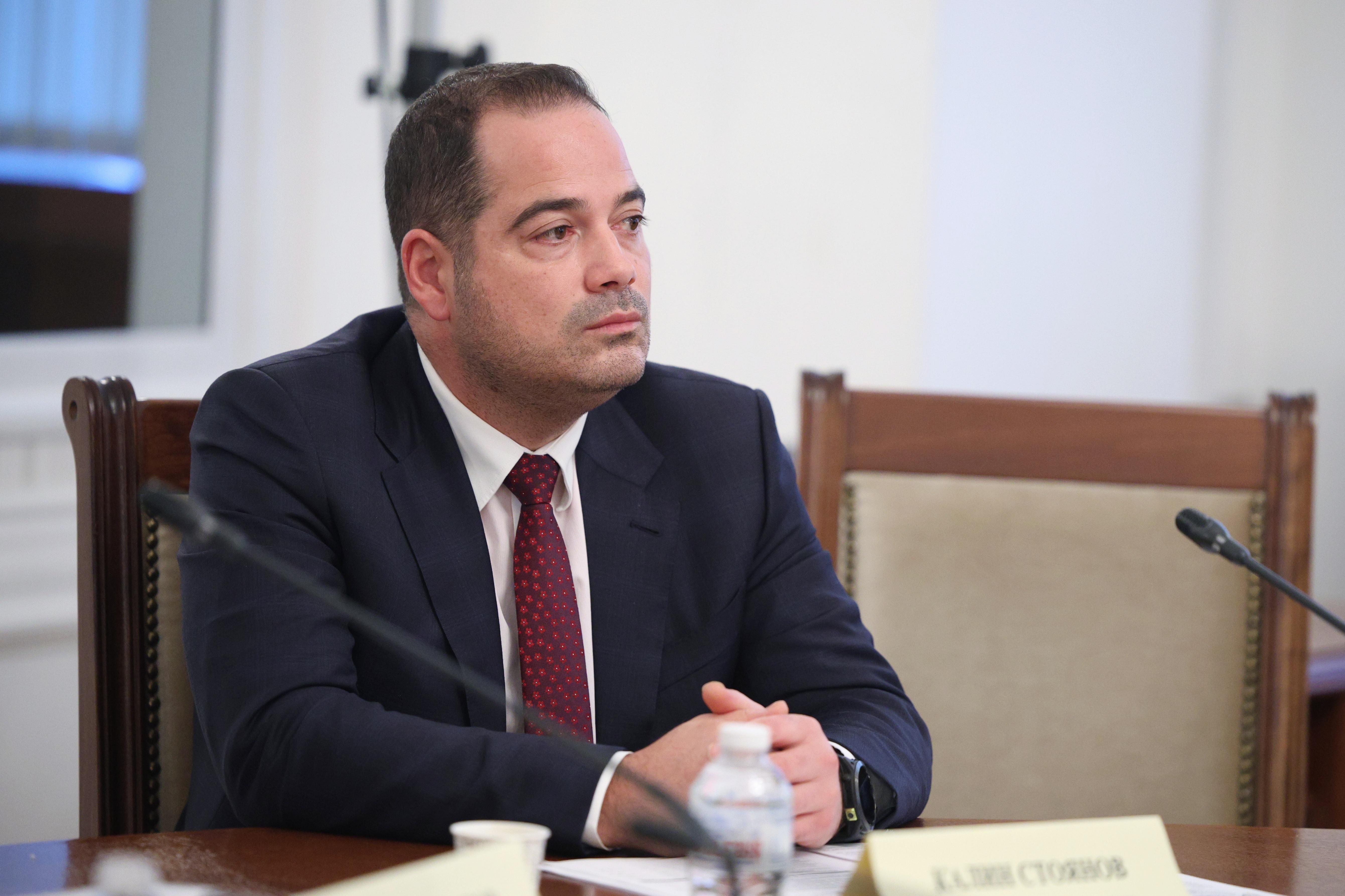 Днес в 14:00 ч. министърът на вътрешните работи Калин Стоянов