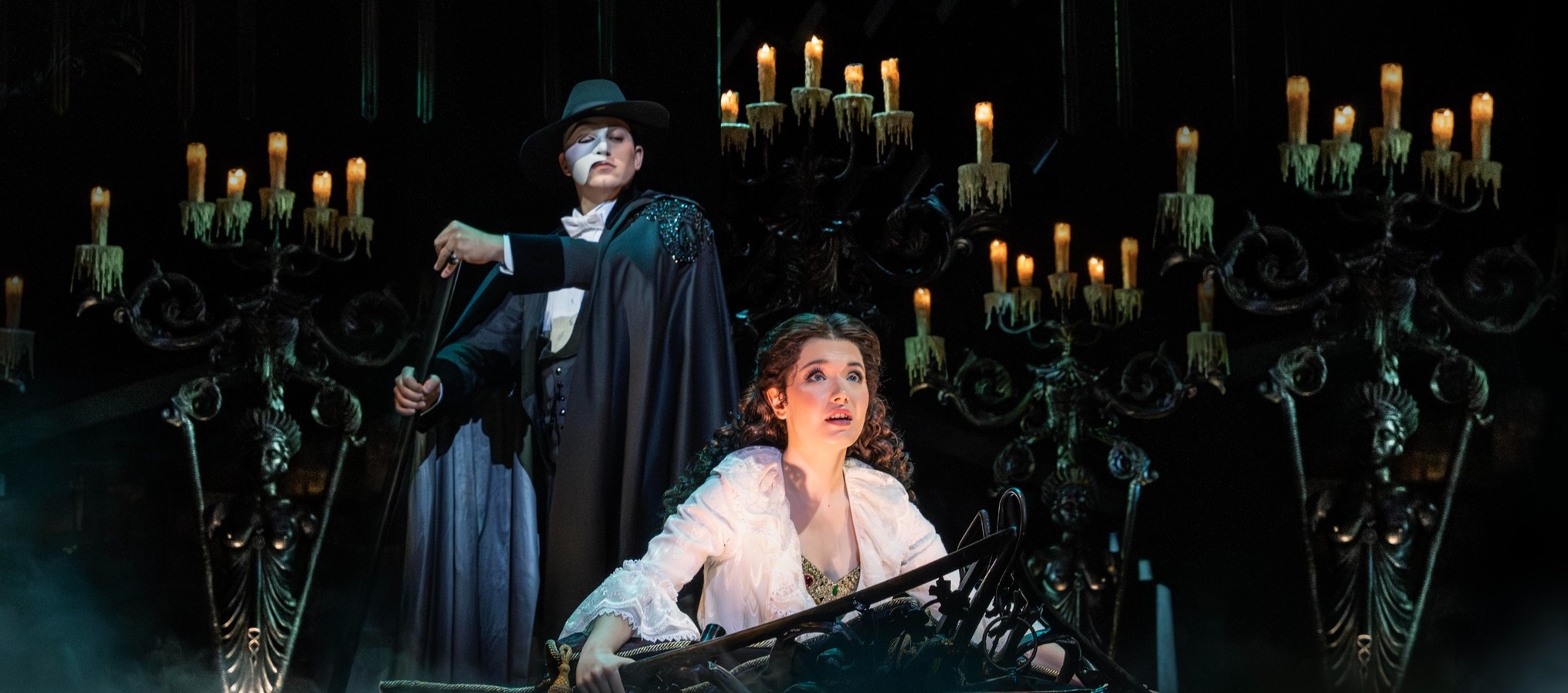 Най-прочутият мюзикъл в света „Фантомът на операта” на Андрю Лойд