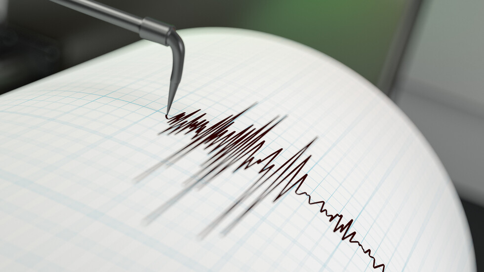 Земетресение с магнитуд 4,3 по скалата на Рихтер разтърси рано