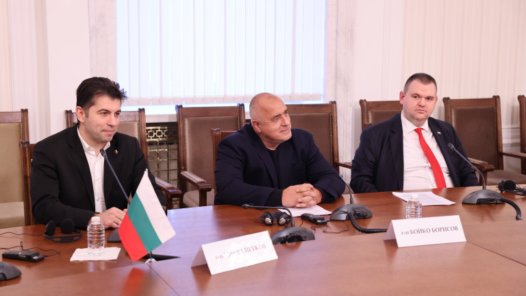 Бойко Борисов, Делян Пеевски и Атанас Атанасов предлагат парламентарна комисия