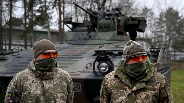 Великобритания не планира да изпрати войници в Украйна. Това съобщи