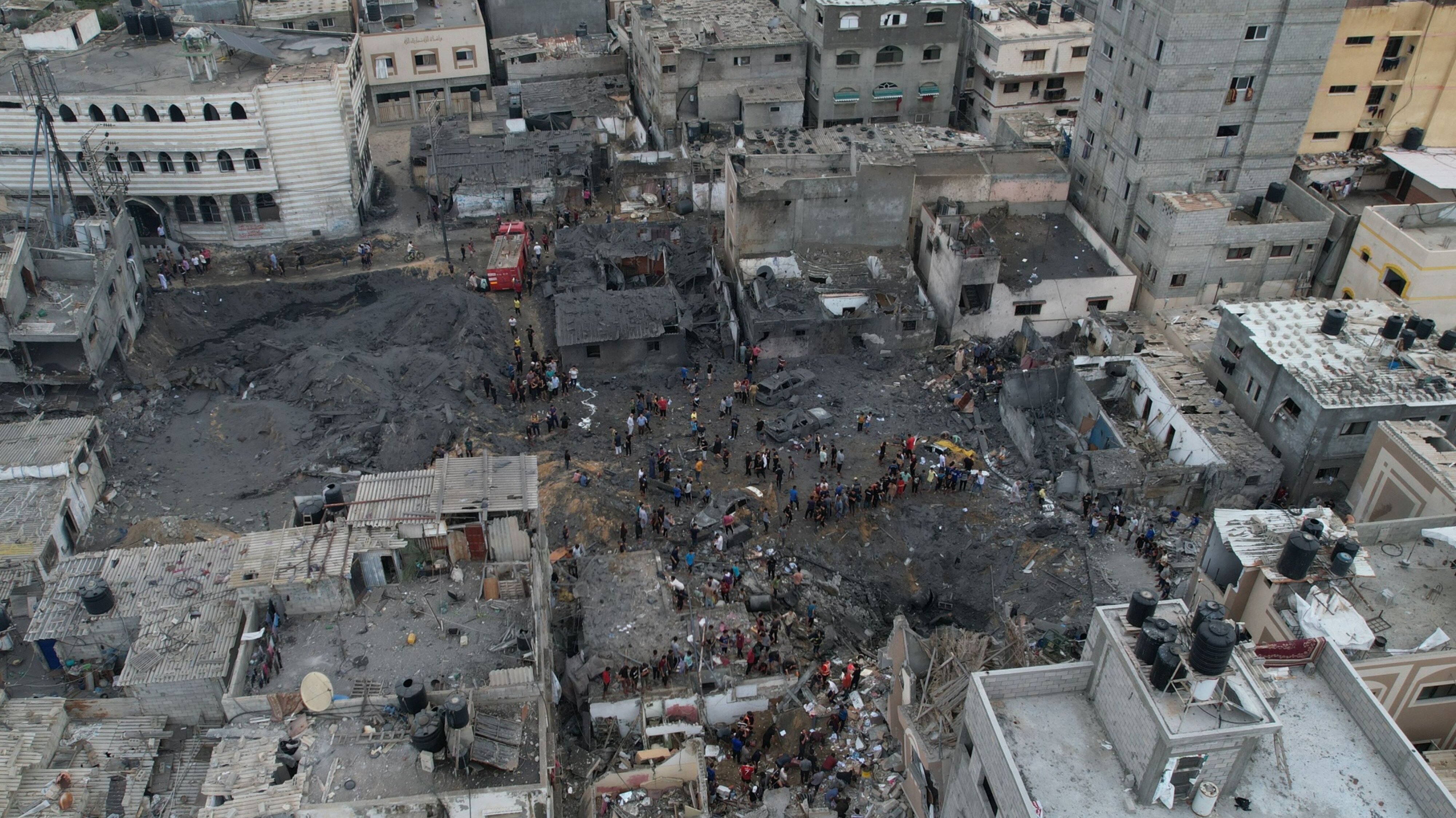 Американски товарни самолети С-130 доставиха помощ за Газа, съобщиха американските