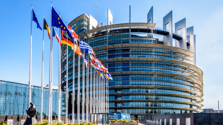 Европейският парламент (ЕП) одобри законопроект, който предвижда до 5 /пет/