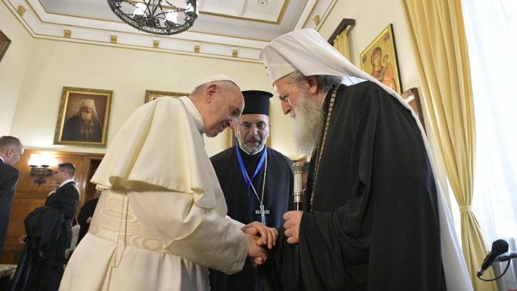 Папа Франциск изрази дълбока скръб от кончината на българския патриарх