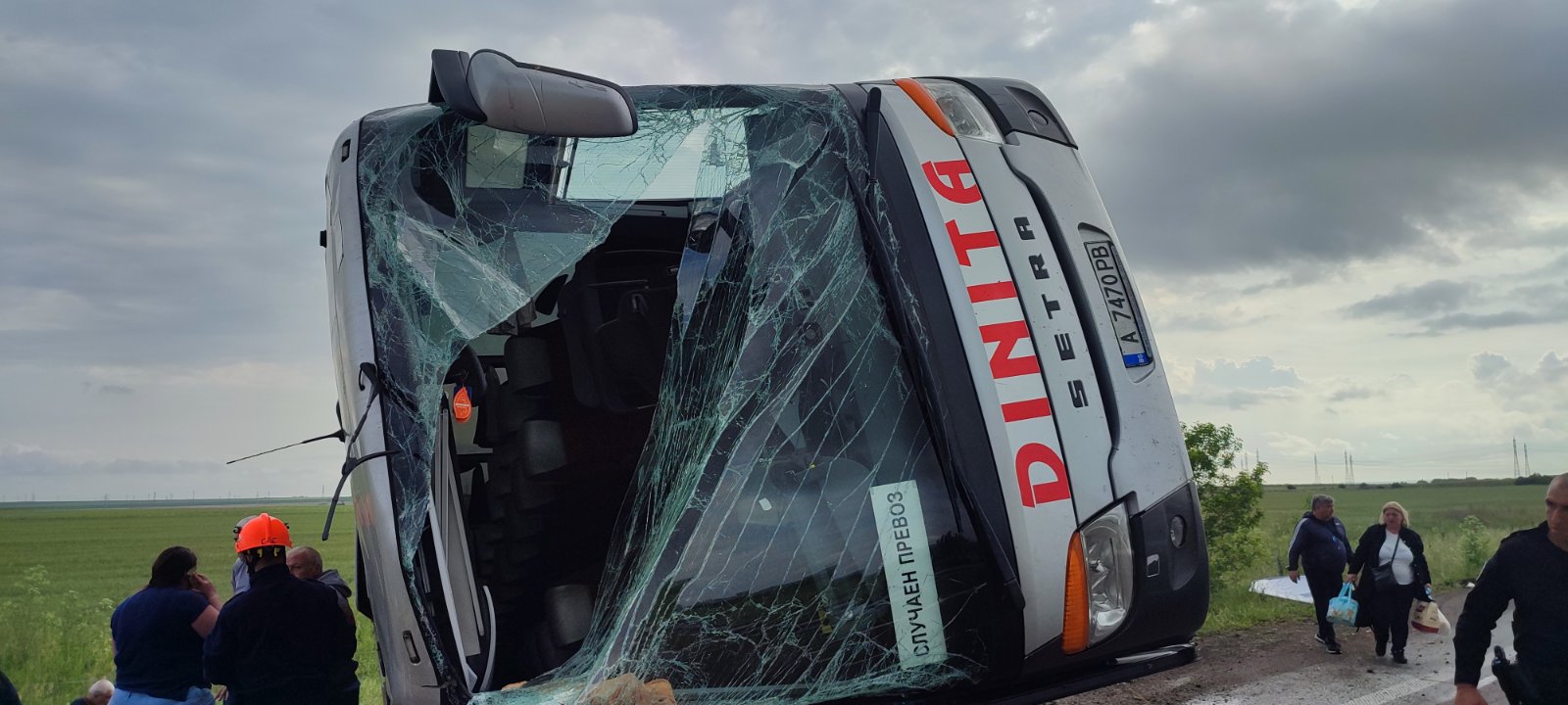 Снимка: Автобусна катастрофа в Германия: Най-малко петима загинали