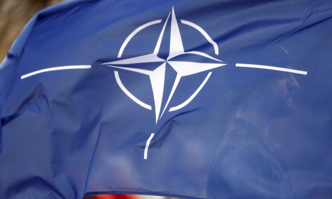 Членките на НАТО се споразумяха да изпратят повече ПВО системи