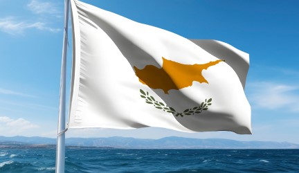 Външният министър на Кипър Константинос Комбос каза, че допълнителни количества