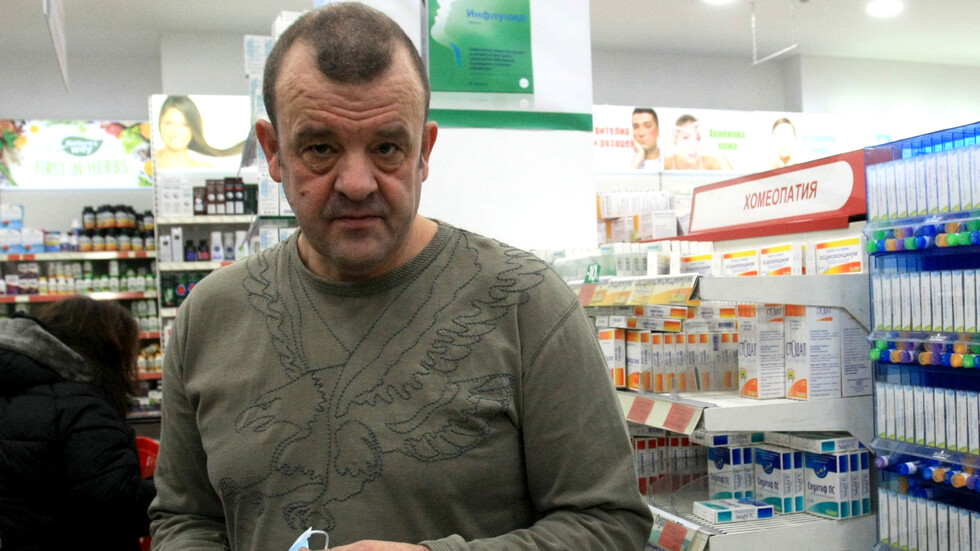 Снимка: Николай Костов: Другата седмица очакваме в аптечната мрежа отново да има ваксини за коклюш