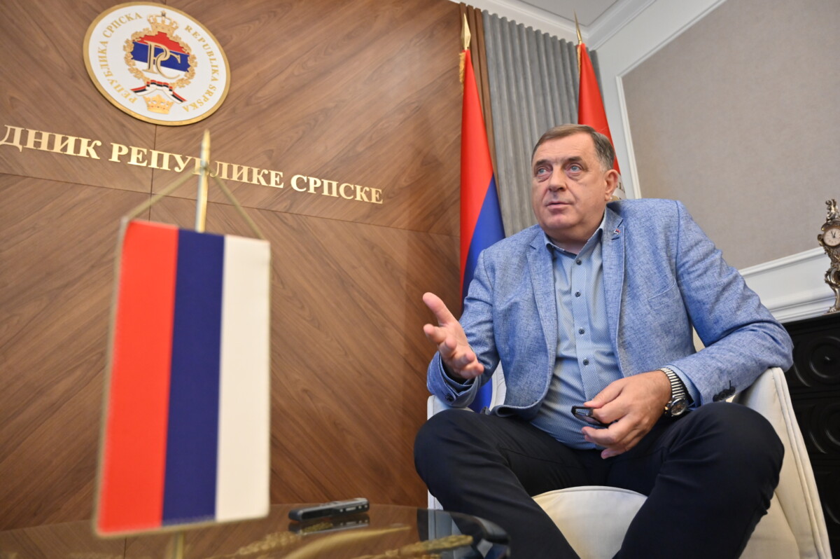 Президентът на Република Сръбска /РС/ Милорад Додик ще поиска от