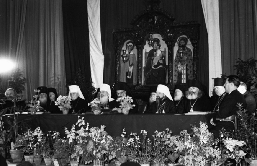 Днес се навършват 71 години от провъзгласяването на Българската патриаршия.На